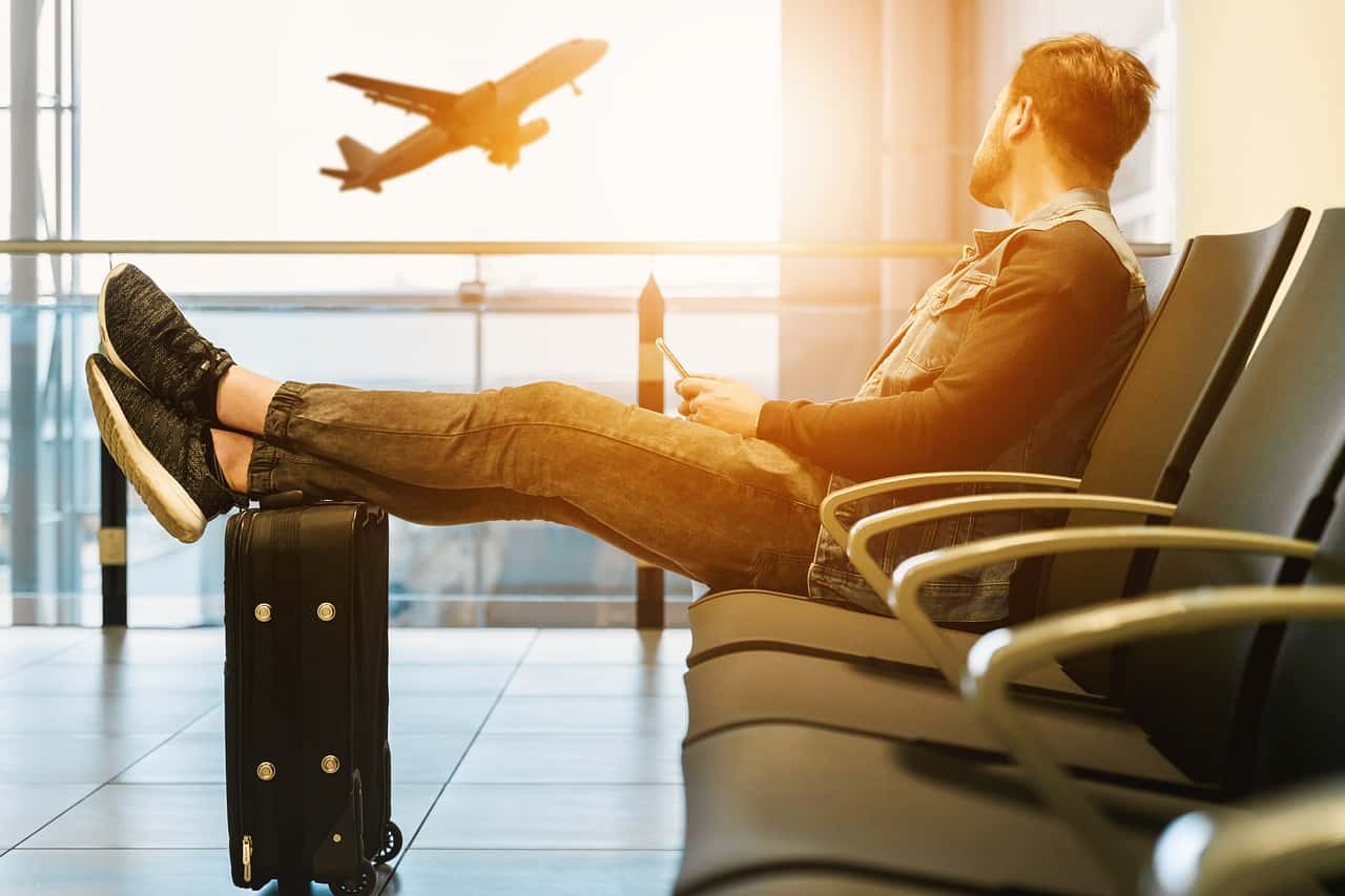 Read more about the article A 5-Steps Guide for You to Sleep in An Airport